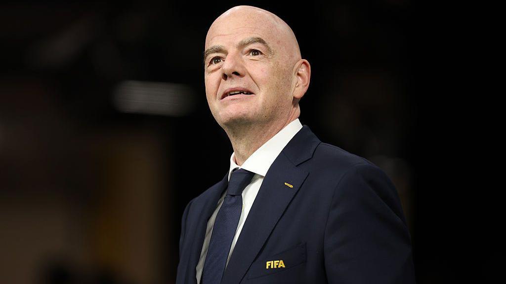 FIFA admits mistakes but Infantino remains president