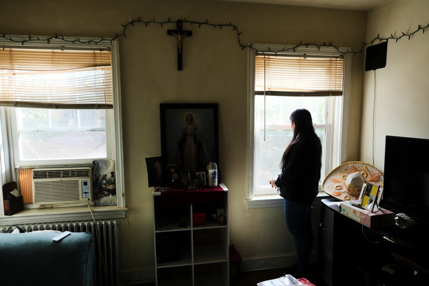 Immigrant Community in D.C. Church Faces Fear Amid Immigration Crackdown