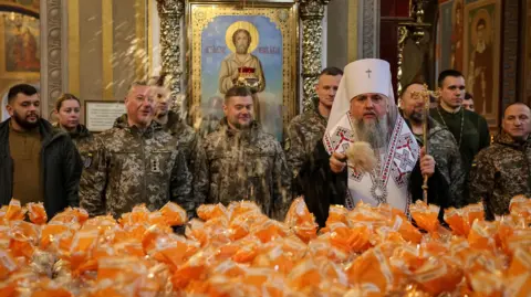 Temporary Truce Declared Between Russia and Ukraine for Orthodox Easter