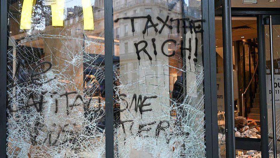 Paris Sees Widespread Damage After Riots and Looting