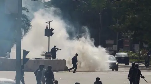 Nigerian Police Clash with Protesters Demanding Release of Separatist Leader