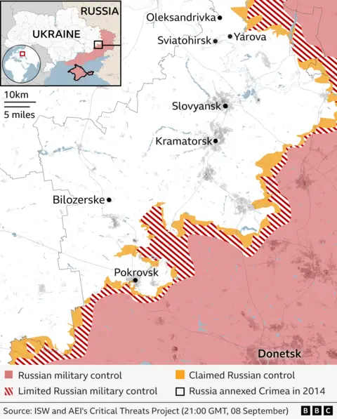 Critical Decisions Amidst the Chaos: Russians Advance, Ukrainians Face Tough Choices