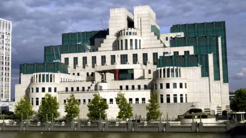 MI6 Unveils Dark Web Portal to Recruit New Spies
