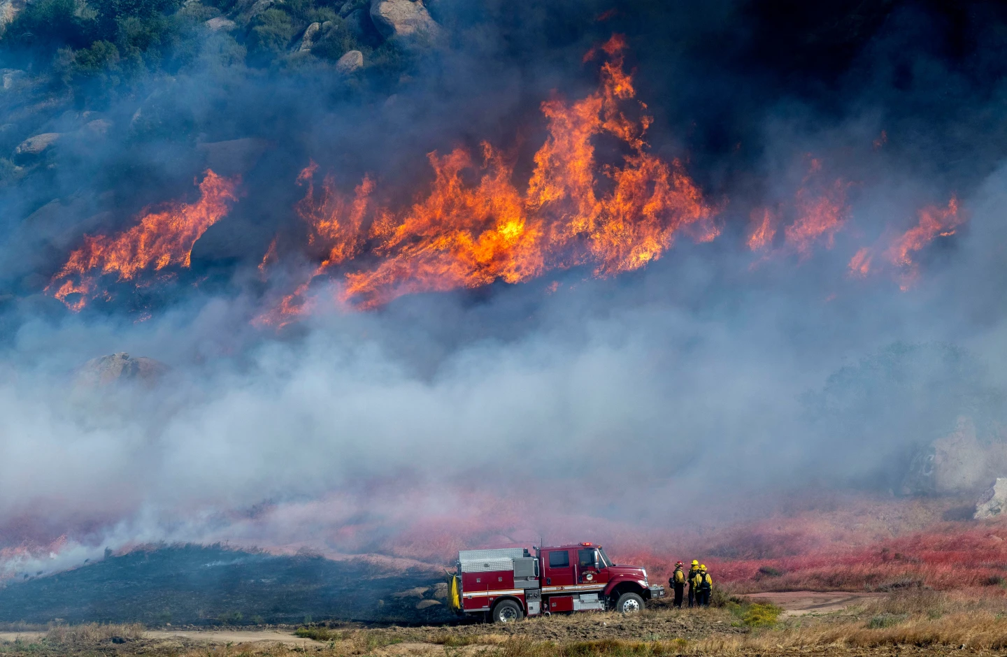 Fast-Growing Springs Fire Forces Evacuations in Riverside County