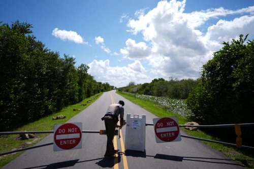U.S. Government Shutdown: Impacts on Travel and National Services